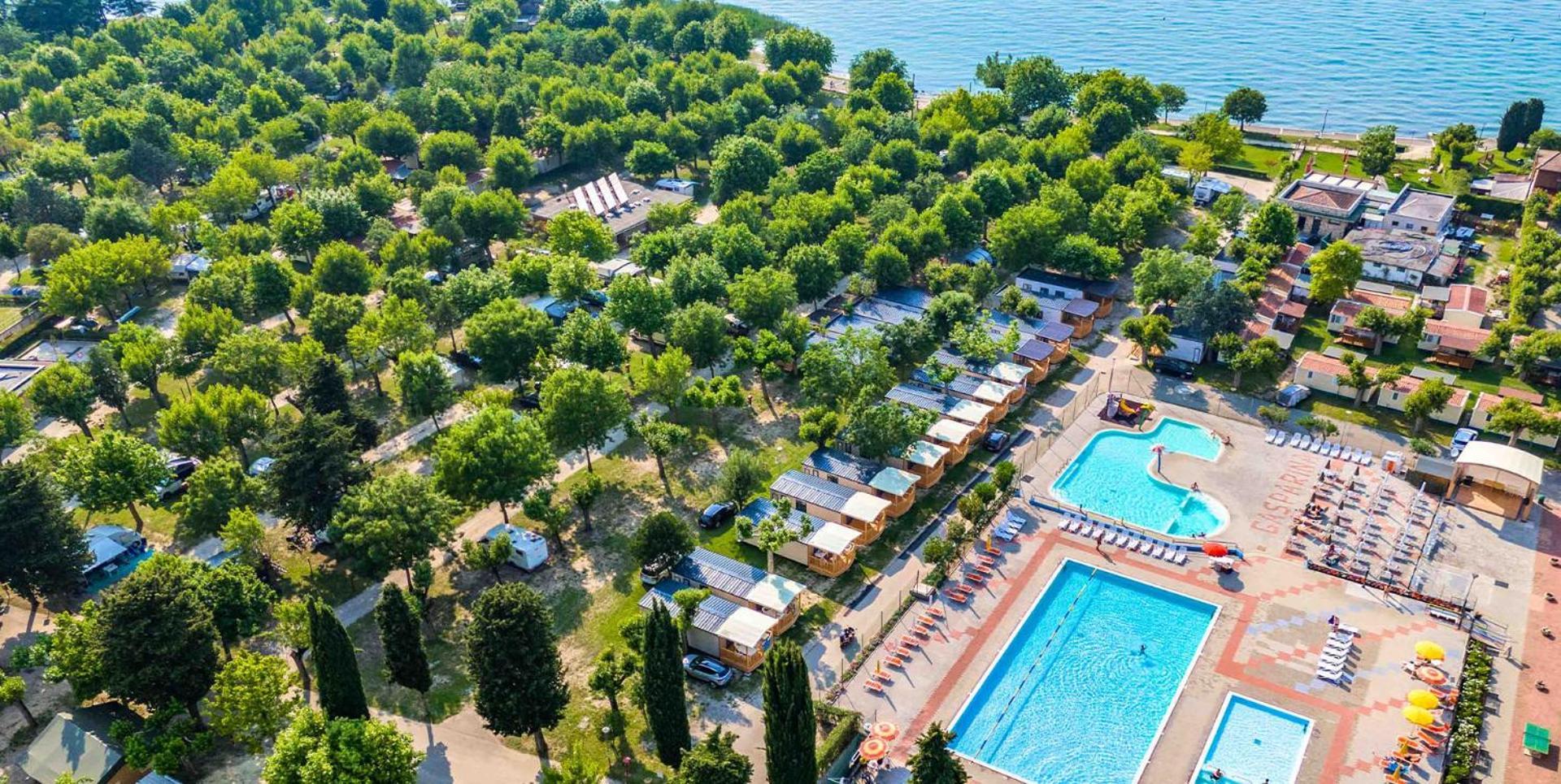Baia Holiday Gasparina Кастельнуово-дель-Гарда Екстер'єр фото